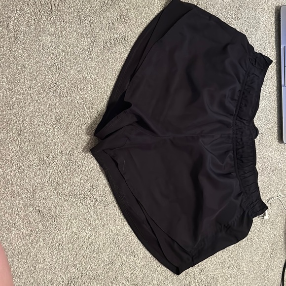 Black shorts - Picture 1 of 5